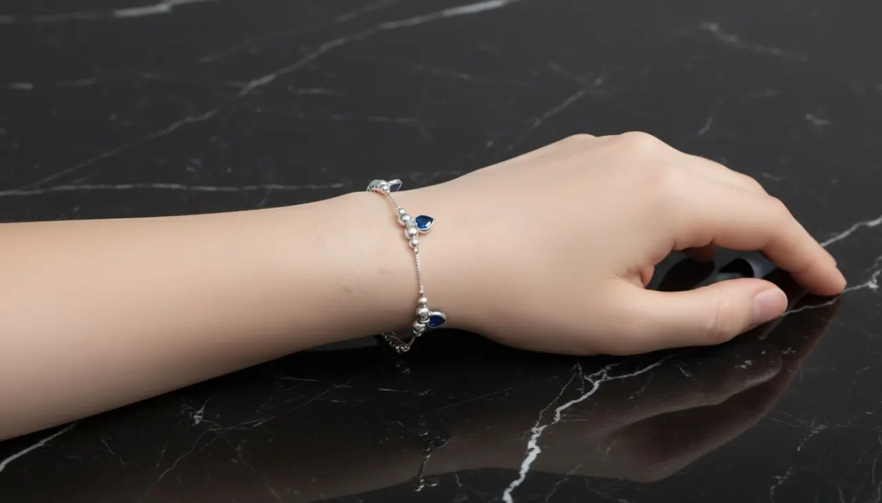 Pulsera con Charms de Corazón